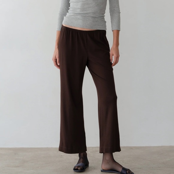 DONNI. Pants - Donni baby rib scallop pant